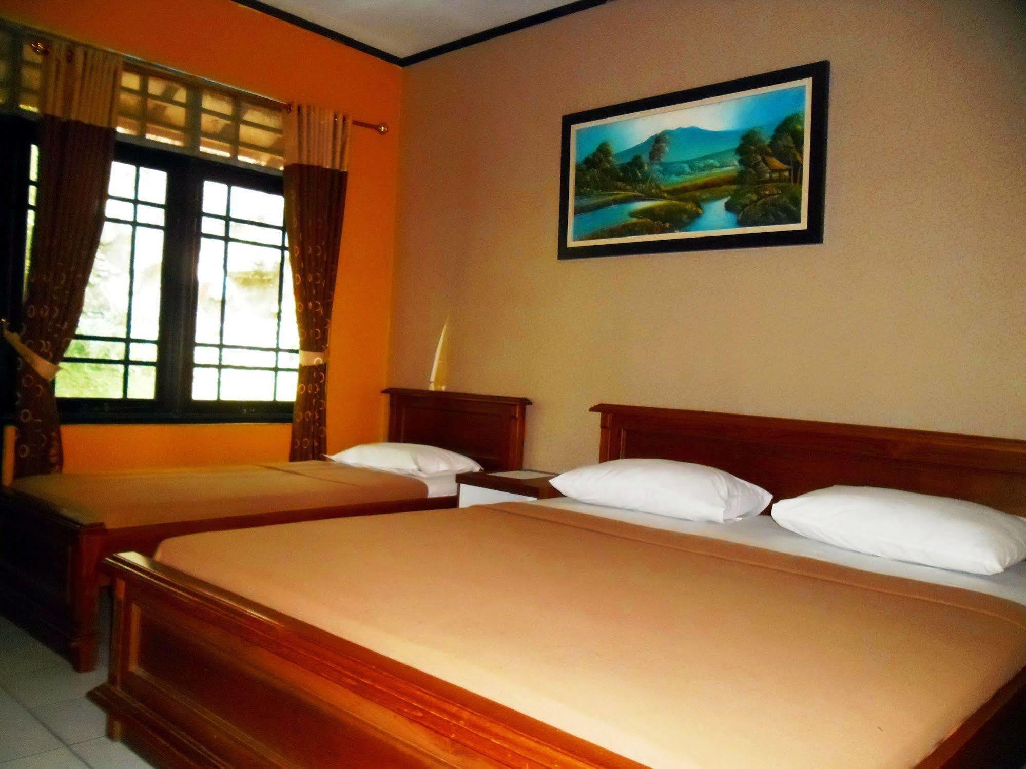 Sitamiang Resort Hotel ボゴール エクステリア 写真